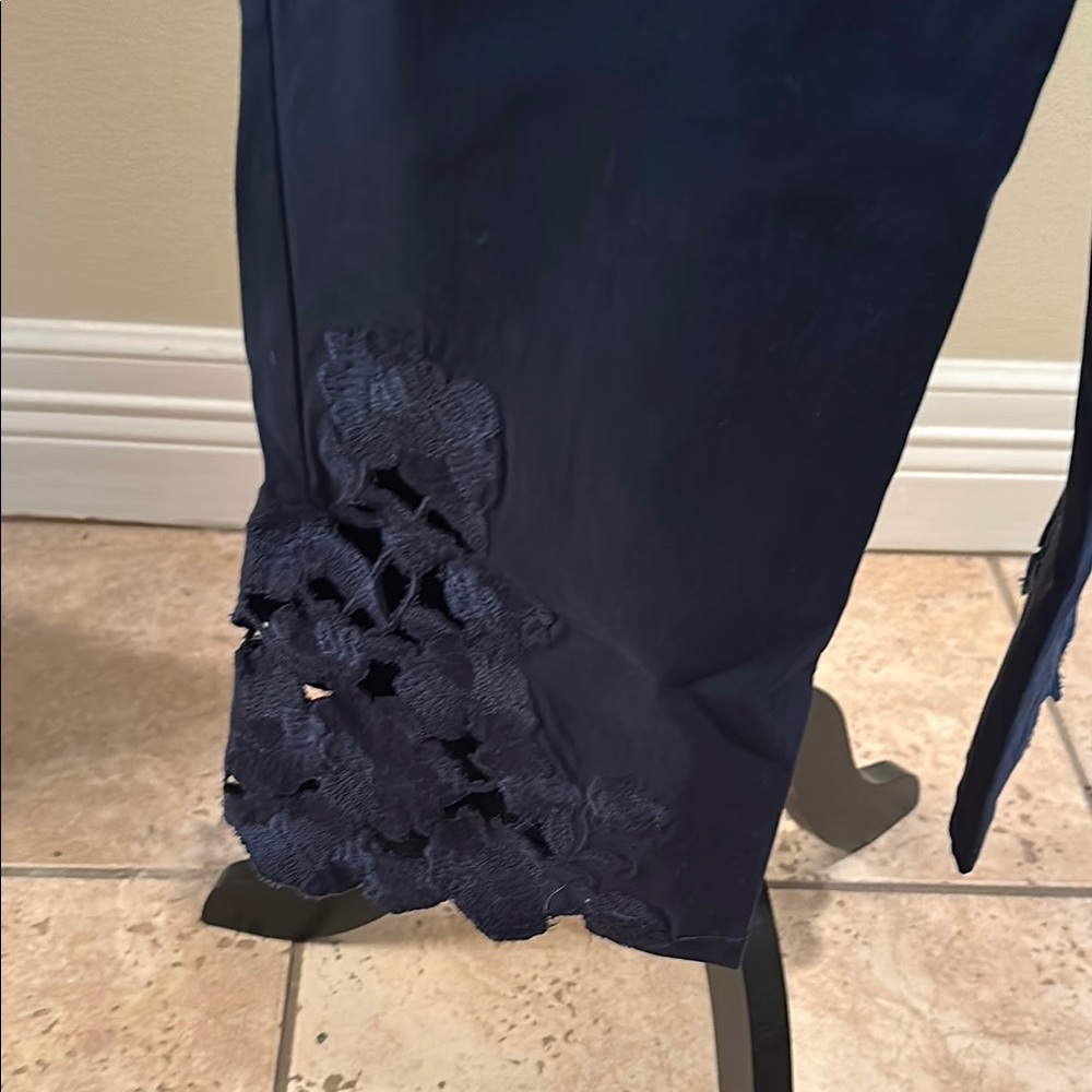 3 pairs of INC White, Navy, and Black Capri/Ankle length pants - Picture 6 of 11